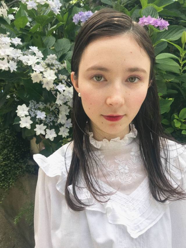 ミディアムヘアスタイル  ロブ ゆるふわ ゆる巻き モテ 愛され 白T drive for garden