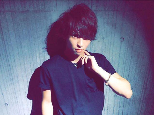 ロングヘアスタイル  LOREN