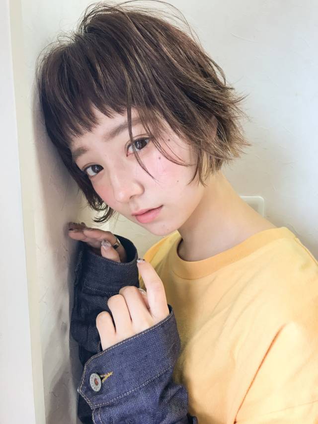 ショートヘアスタイル  tsunagu