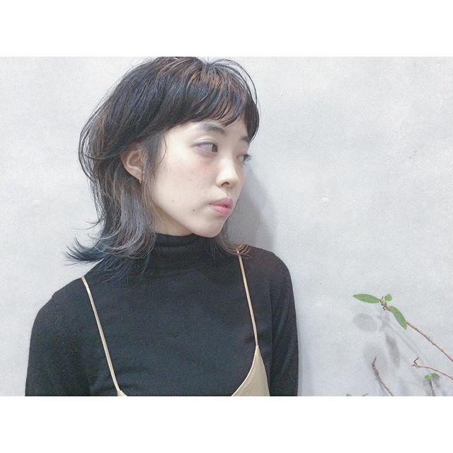 ショートヘアスタイル  畑田萌 ダークトーン くせ毛風 ラフ ナチュラル 透明感 代官山 中目黒 roma