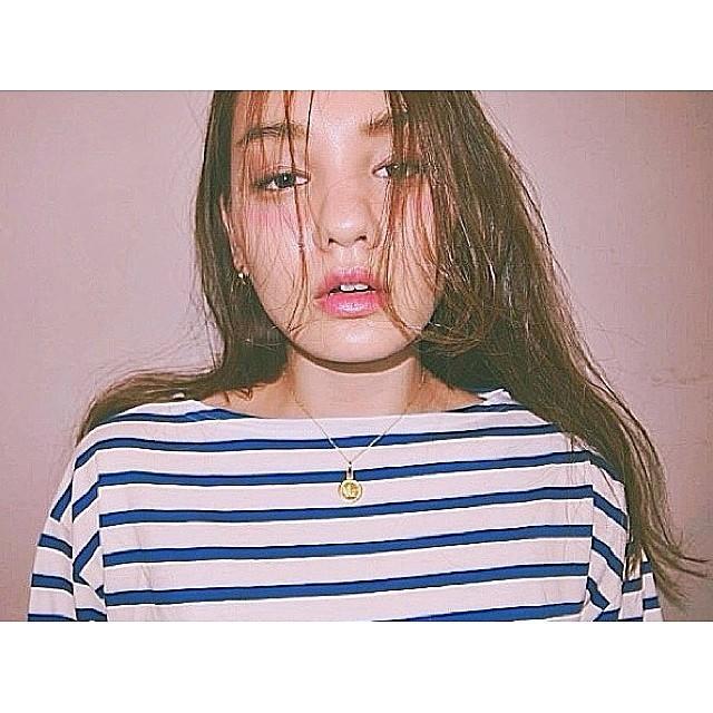 ミディアムヘアスタイル  people