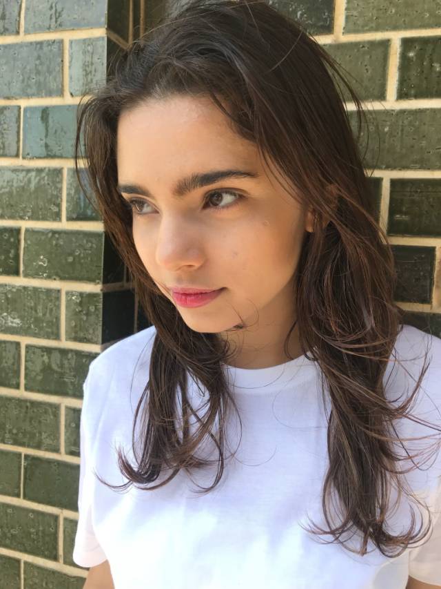 ボブヘアスタイル  HOULe レイヤーボブ 透明感 小顔 ブラウンカラー ショートボブ