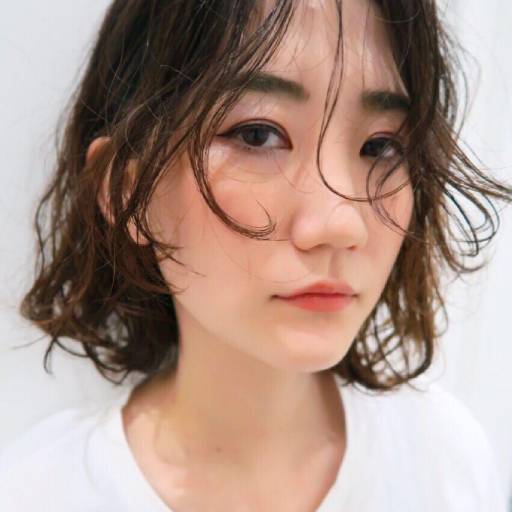 セミロングヘアスタイル  stand