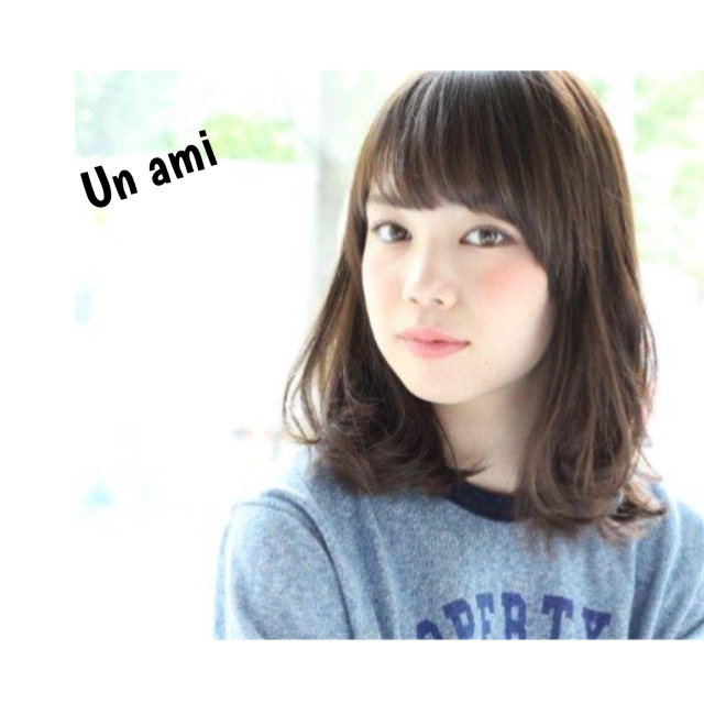 ミディアムヘアスタイル  ミディアム 軽めミディー 鎖骨ミディ セミディ 簡単スタイリング 透け感 透明感 アッシュベージュ アッシュ グレージュ 愛され カジュアル リラクシー パーマ 大人かわいい 小顔 外ハネ Un ami