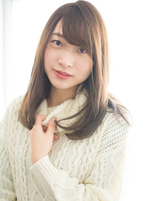 セミロングヘアスタイル  CORNER 黒髪 アッシュ アッシュベージュ グレージュ 赤味除去