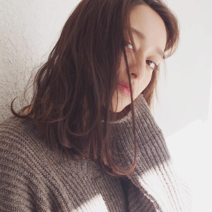 長めボブ「ロブ」の色っぽ可愛い髪型まとめ。大人女子に似合うヘアスタイル20選♡