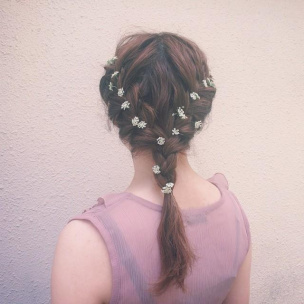 パーティー・お呼ばれへアアレンジ♡編み込みヘアでワンランク上の可愛さを。