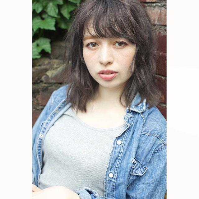 ミディアムヘアスタイル  Kate