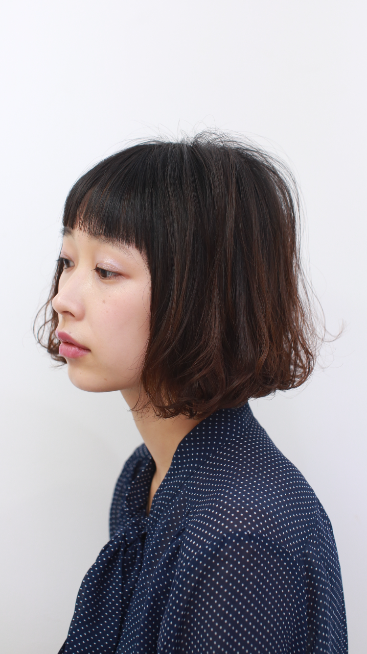 ボブヘアスタイル  FELICITA ひばりヶ丘 FELICITA フェリチタ ひばりヶ丘 ボブ ニュアンス ニュアンスボブ アンニュイ 切りっぱなしボブ 外ハネ 外ハネボブ 外ハネパーマ パーマ ドット ドット柄 ドット柄ブラウス