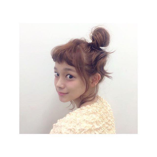 ミディアムヘアスタイル  高田亮助 ハイトーン 外国人風 おフェロ 血色メイク 眉上バング ショートバング 福岡 大名 kchiara