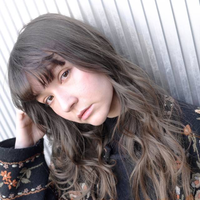 セミロングヘアスタイル  vicca 青山 前髪 グレージュ 透明感 vicca萩原