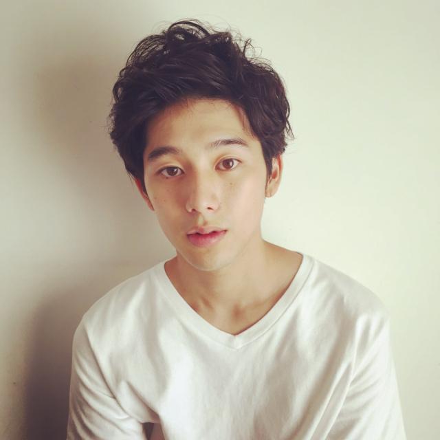ヘアアレンジヘアスタイル  内埜晃宏 ハーフアップ デニムジャケット デニムパンツ ラフ 外国人風 ミディアムアレンジ 原宿 FUDGE デニムオンデニム meuvle