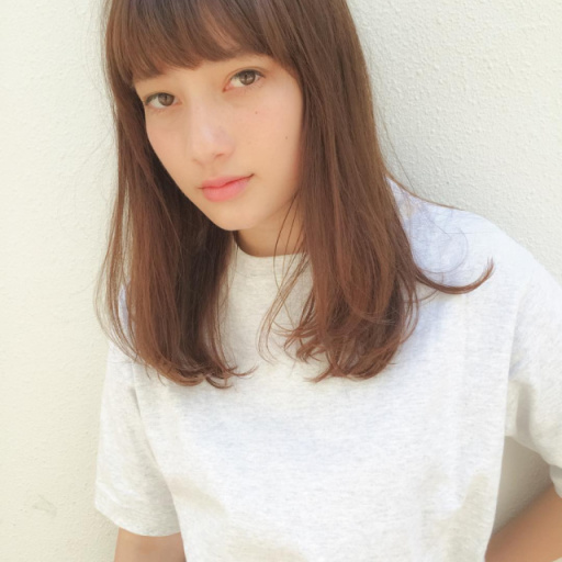 セミロングヘアスタイル  people