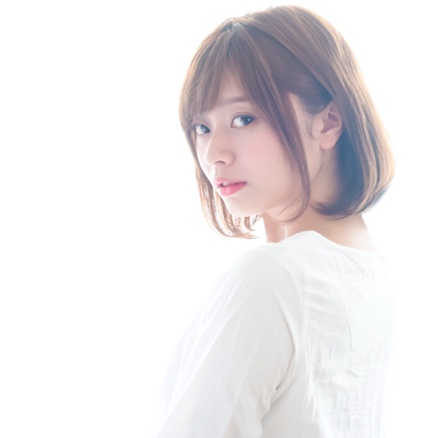 ボブヘアスタイル  ヘアーサロン　Loufreasy ボブ 耳かけ 耳かけボブ イルミナカラー ショートボブ アッシュ 外国人風 デニム 大人かわいい ブルージュ 透明感 ワンカール グレージュ 抜け感 大人可愛い ワンカールボブ 伸ばしかけ