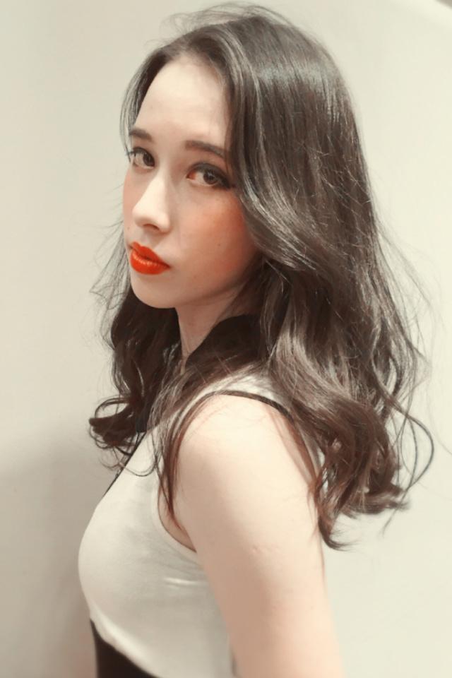 ロングヘアスタイル  BURNEY FIELDS