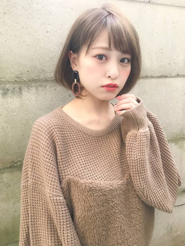 ボブヘアスタイル  HOULe ボブ 前上がりボブ ブラウン 透明感 透明感カラー オーガニックカラー