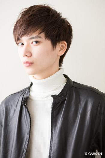 ヘアアレンジヘアスタイル  鈴木茜 ダークトーン 黒髪 くせ毛風 シースルーバング アッシュ 中目黒 代官山 roma