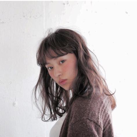 ロングヘアスタイル  LAURUN