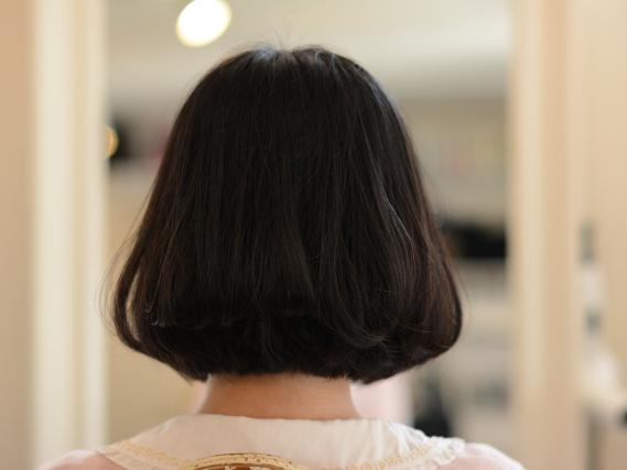 ヘアアレンジヘアスタイル  Liike センターパート 外国人風 ラフ 耳かけ 外ハネ アンニュイ ウェット 透明感 簡単スタイリング モテ 好感度 アップバング