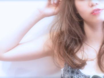 ロングヘアスタイル  LAURUN