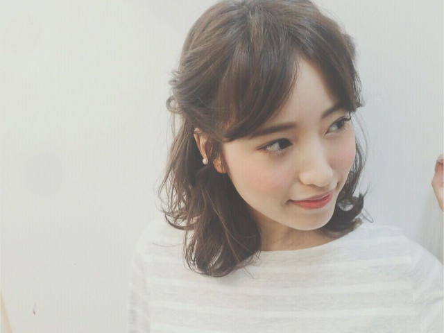 セミロングヘアスタイル  ヘアーサロン　Loufreasy ストレート ナチュラルストレート ニュアンスストレートヘア ニュアンスストレート ストレートヘア ストレートパーマ ストレートロング 髪質改善 髪質改善ストレート 縮毛矯正 ロング 透明感 アッシュ
