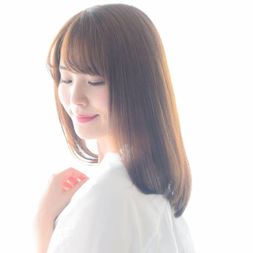 セミロングヘアスタイル  ヘアーサロン　Loufreasy ストレート ナチュラルストレート ニュアンスストレートヘア ニュアンスストレート ストレートヘア ストレートパーマ ストレートロング 髪質改善 髪質改善ストレート 縮毛矯正 ロング 透明感 アッシュ