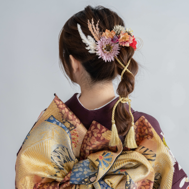 ヘアアレンジヘアスタイル  玉ねぎアレンジ 玉ねぎヘア ぽこぽこアレンジ ぽこぽこヘア 編みおろし 編み込み ヘアアレンジ ヘアセット 成人式 振袖 和装 和装アレンジ 和装ヘア 着物 着物アレンジ ロングアレンジ ミディアムヘアアレンジ セミロング