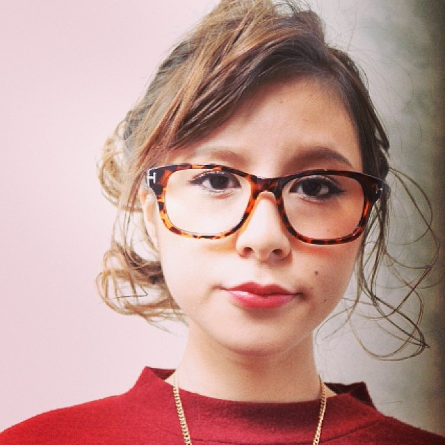 ヘアアレンジヘアスタイル  山崎浩 まとめ髪 めがね 立川
