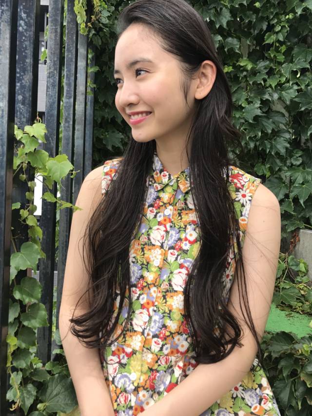 ショートヘアスタイル  CORNER 赤味除去 グレージュ ブリーチ ショートボブ ボブ