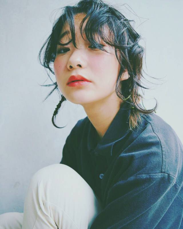 セミロングヘアスタイル  磯田基徳 麦わら 帽子 デニム Tシャツ ラフ ナチュラル 透明感 渋谷 salon dakota