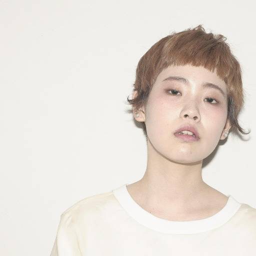 ヘアアレンジヘアスタイル  柳沼さとみ アップバング おだんご おくれ毛 無造作 ラフ ルーズ ナチュラル カジュアル ボーイッシュ ダークトーン 外国人風 透明感 大宮 Hygge