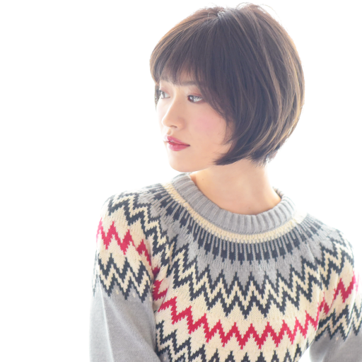 ボブヘアスタイル  ヘアーサロン　Loufreasy ショート ショートボブ ショートヘア ボブ アッシュ 透明感アッシュ アッシュベージュ アッシュグレージュ 大人ショート カジュアルショート ナチュラルボブ ナチュラルショート オリーブベージュ 暗髪 グレージュ 外国人風 ダークトーン