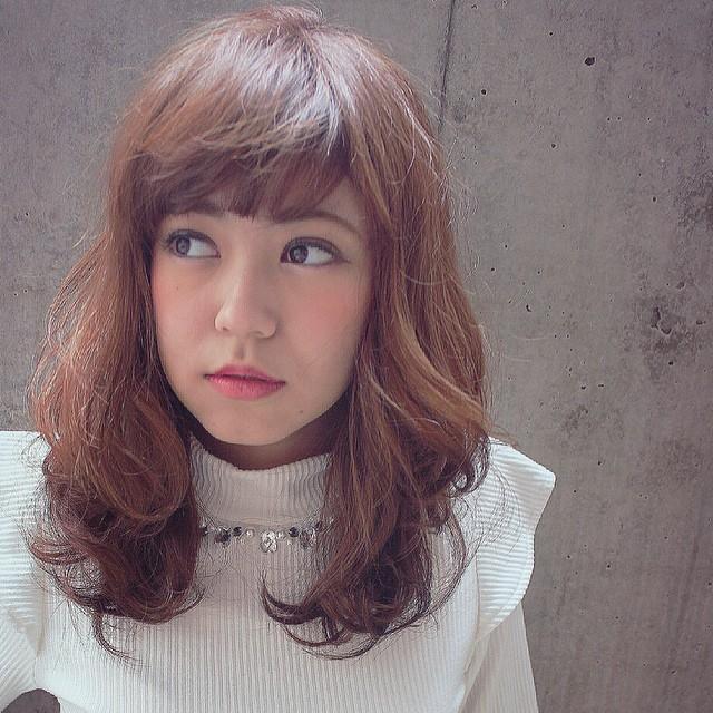 セミロングヘアスタイル  吉田美香 ゆる巻き コテ巻き ゆるふわ モテ 愛され 立川 HAREKE loopidea