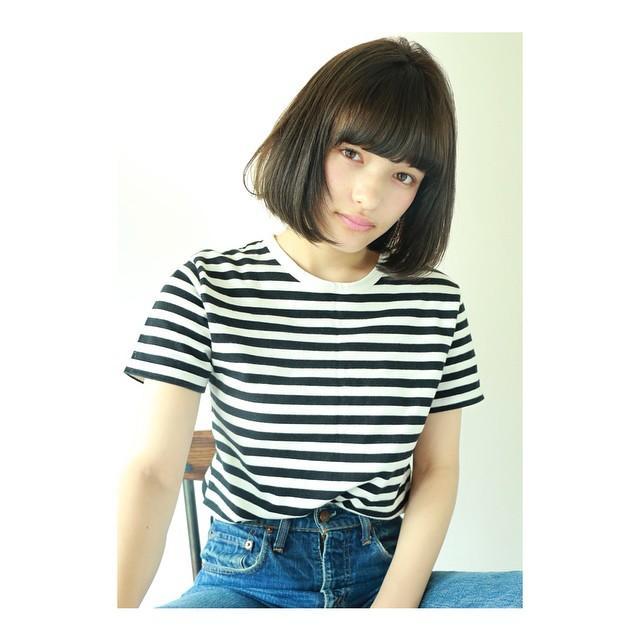 ミディアムヘアスタイル  hair &make JOJI ミディアム ボブ 福岡 福岡美容室 イマムラスナオ 外ハネ オン眉 外ハネボブ 外国人風 外国人風カラー 外国人風ダブルカラー メガネ ベージュカラー アッシュ ラフ 無造作 透明感