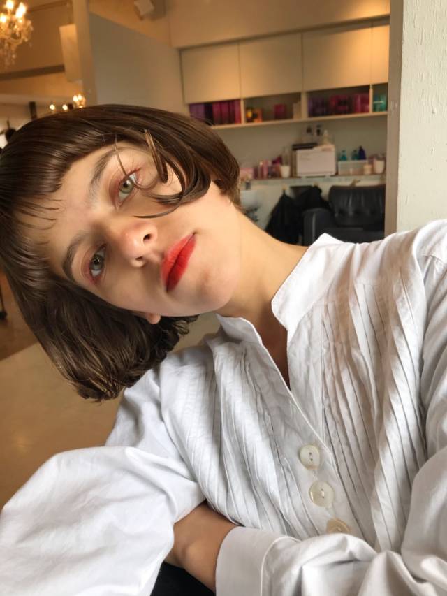 ロングヘアスタイル