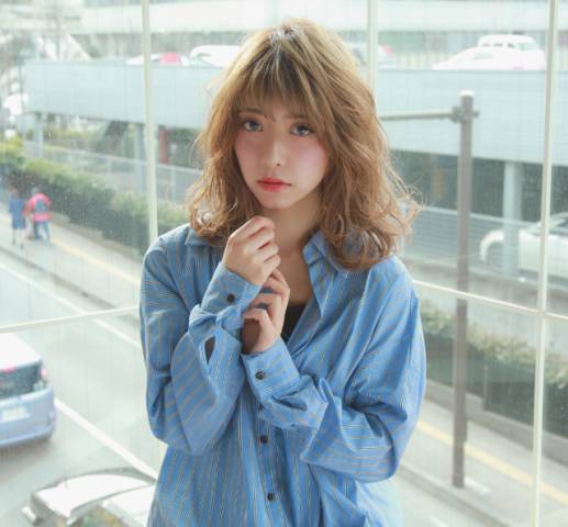 セミロングヘアスタイル  ダークトーン セミディ くせ毛風 パーマ 無造作 ラフ 透明感 ナチュラル セミウェット drive for garden