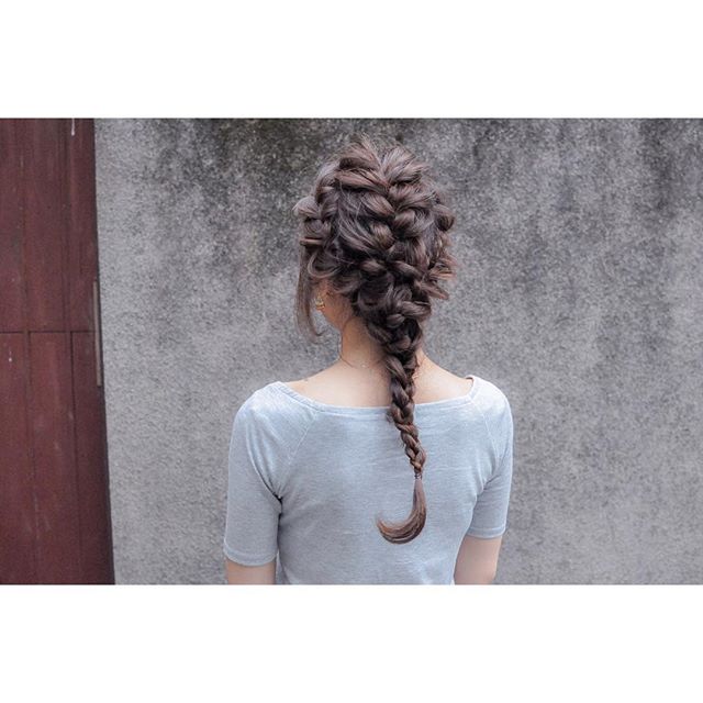 ヘアアレンジヘアスタイル