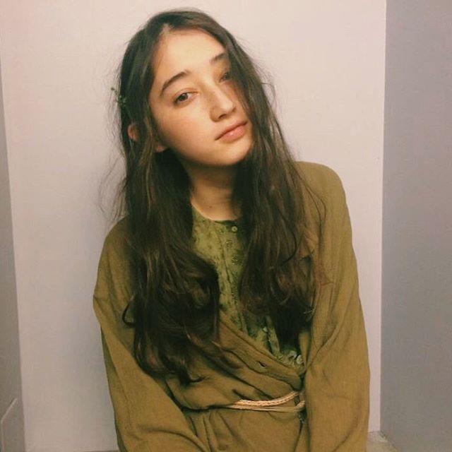 ロングヘアスタイル  roma