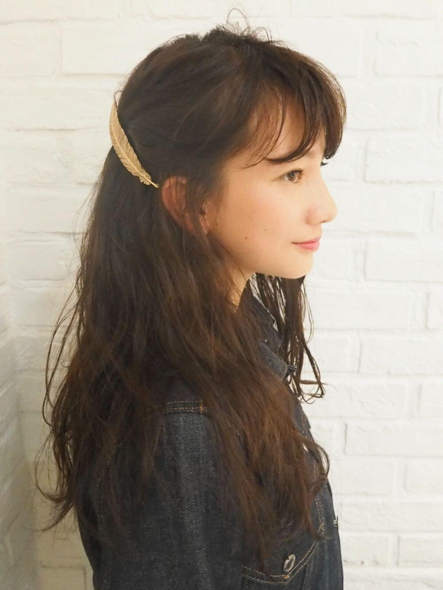 ボブヘアスタイル  畑田萌 ダークトーン ラフ ナチュラル くせ毛風 外国人風 代官山 中目黒 roma