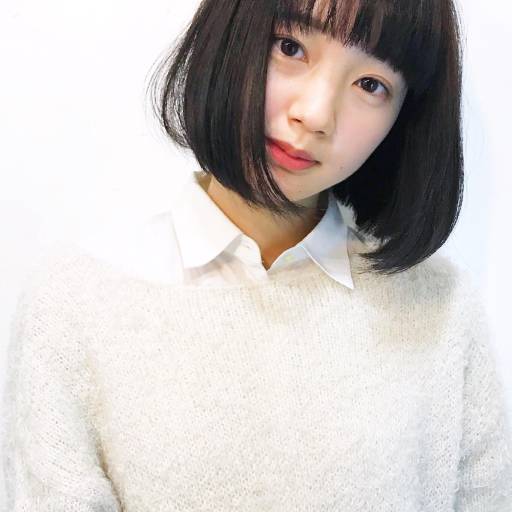 ミディアムヘアスタイル  うざバング センターパート 無造作 外国人風 ラフ アンニュイ ウェット 透明感 デニム ウェーブ アッシュ 外ハネ