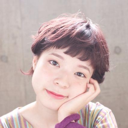 ミディアムヘアスタイル  鈴木茜 ダークトーン ショートバング 眉上バング 無造作 黒髪 ラフ ナチュラル アンニュイ 中目黒 代官山 roma