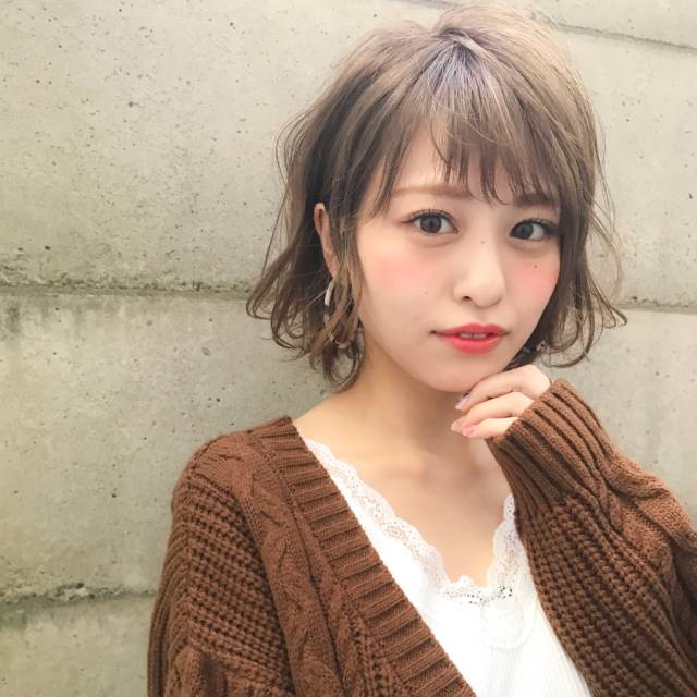 ボブヘアスタイル  LOREN