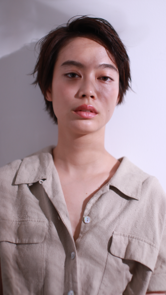 ショートヘアスタイル  FELICITA ひばりヶ丘 FELICITA ひばりヶ丘 ジェンダーレス ジェンダーレスショート たちあげバング かきあげバング ウエット バーム アンニュイショート アンニュイ ニュアンス ニュアンスショート ニュアンスカラー 古着屋 シャツ 古着 ビンテージ