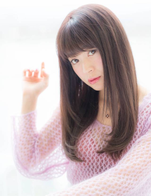 セミロングヘアスタイル  Fringe Hair Salon ストレート フェミニン ナチュラルストレート 大人かわいい 府中 東府中 府中ヘアサロン セミロング 府中美容室 ヘアカラー アッシュ系カラー アプリエカラー 透け感アッシュ シースルーバング デニム 冬色カラー ラベンダーアッシュ