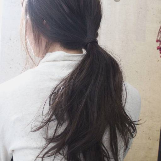 ミディアムヘアスタイル  carlm シースルーバング 無造作 ラフ アンニュイ ウェット ヴェールバング 今泉美容室 福岡美容室 大人スタイル 春ヘア 春スタイル ナチュラル キッズヘア 透明感 女っぽい