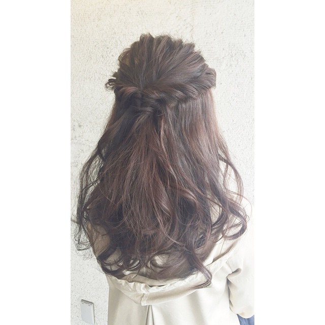 ヘアアレンジヘアスタイル  ハーフアップ くるりんぱ コテ巻き 結婚式 パーティーアレンジ 福島 白河 齊藤史和