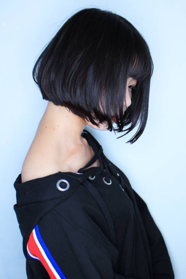 ボブヘアスタイル  Lounge by morio ワンレングス 前下がりボブ ショートカットが得意 ショートカットが上手 イメチェン ばっさり 黒髪 ショートボブ似合わせ インスタグラム YouTube ショートカット 重めボブ ヘアカタ 動くヘアカタ 池袋美容院 池袋美容室 大人可愛い