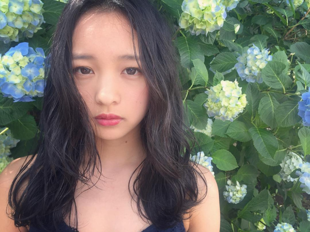 ミディアムヘアスタイル  people