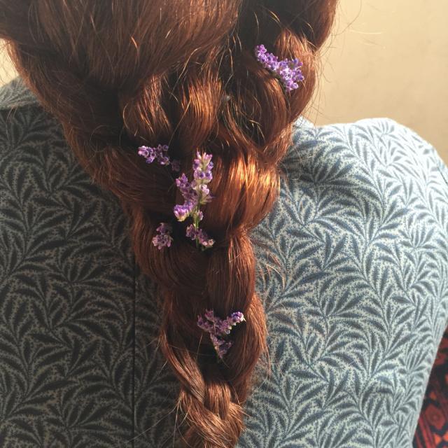 ボブヘアスタイル  ショートバング 眉上バング セミウェット 無造作 ラフ 外国人風