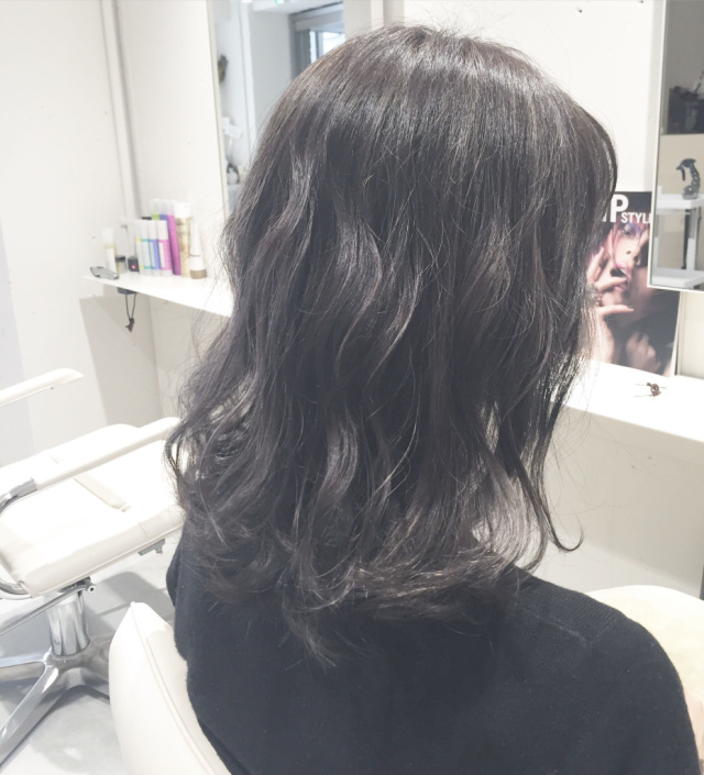 ボブヘアスタイル  畑田萌 ダークトーン ウェット 透明感 ナチュラル 外国人風 中目黒 代官山 roma